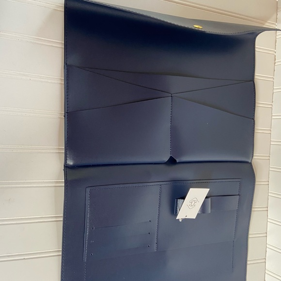 Glass Ladder & Co Megan Portfolio Clutch NWT - Picture 7 of 10